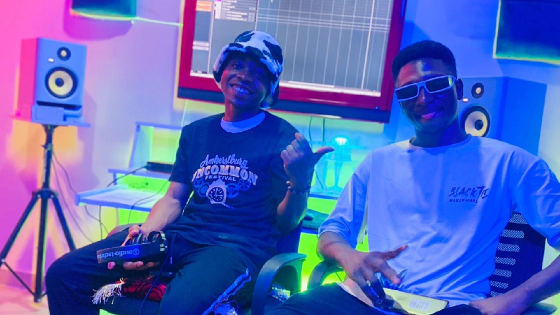 Abubakar Mustapha, known artistically as Breezymabs, is a vibrant 22-year-old talent from Kano. With a penchant for motivating tracks and trap music,