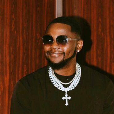 It's MCM, and we're crushing hard on Nigerian superstar Kizz Daniel!