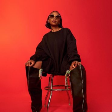 It's #WCW, and we're celebrating the captivating Asa, a singer-songwriter who blends soulful melodies with powerful messages. Asa's journey from Paris to Lagos and back again has shaped her unique sound, captivating audiences worldwide. Let's delve into the world of this inspiring artist.
