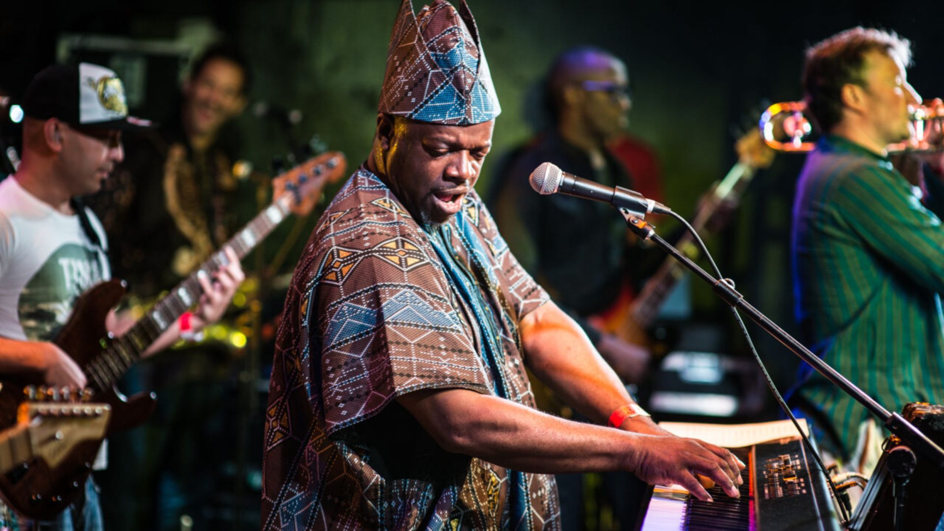 Dele Sosimi